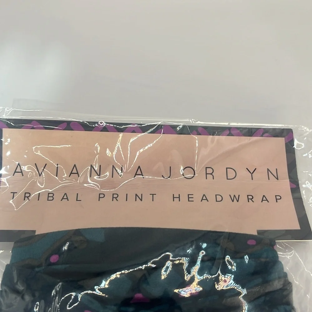 💥Avianna Jordyan Tribal Print Headwrap – Stylish & Bold Fashion Accessory
